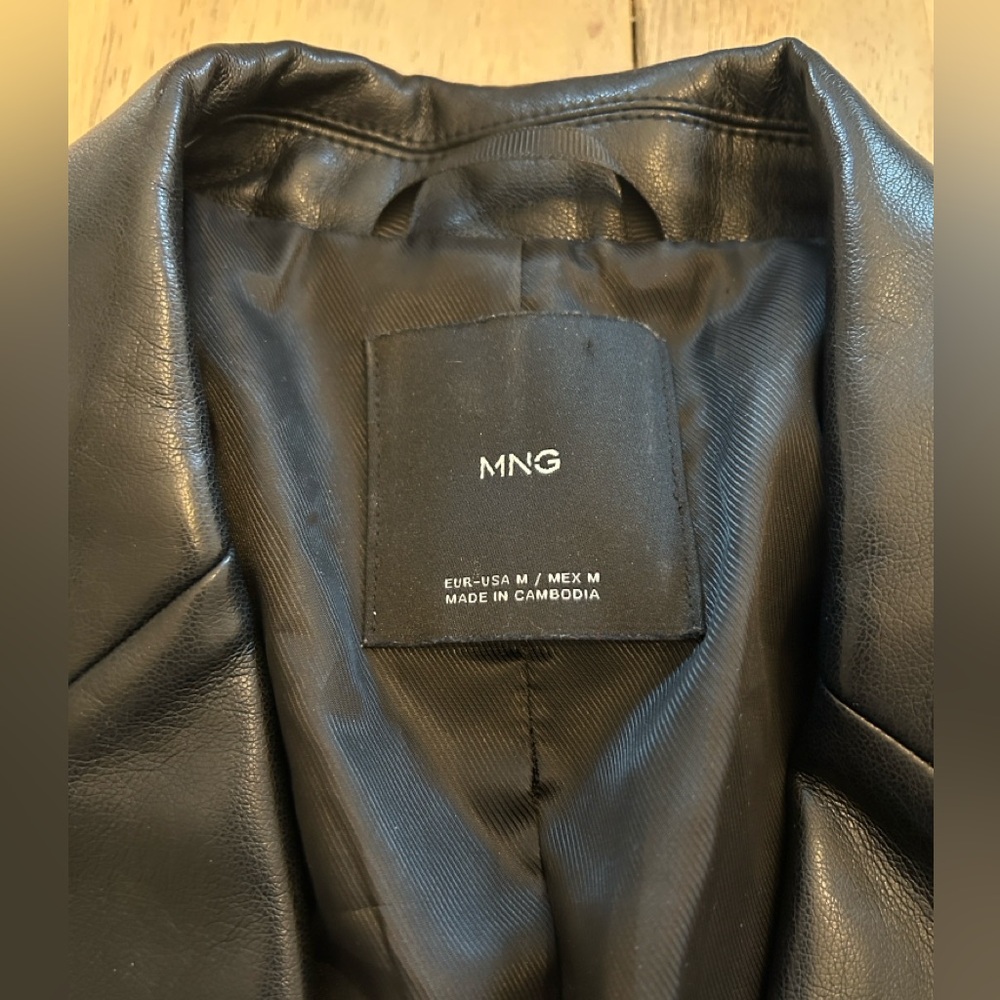 Mango Black Faux Leather Tailored Blazer Jacket Dark Academia Women Medium M - Picture 6 of 16